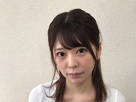 素人娘の全裸図鑑19　今時の女の子11名が恥らいながら脱衣していく様子をじっくり撮影した、変態紳士のためのヘアヌードコレクション サンプル動画サムネイル